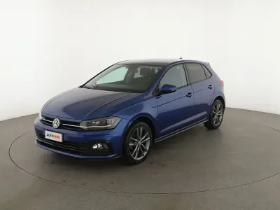 Begagnad VW Polo Highline 115 HK (84 kW) 2018 Blå Halvkombi