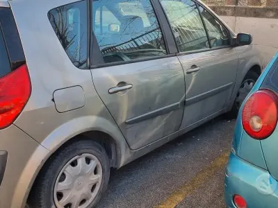 Usata Renault Scénic II 105 CV (77 kW) 2006
