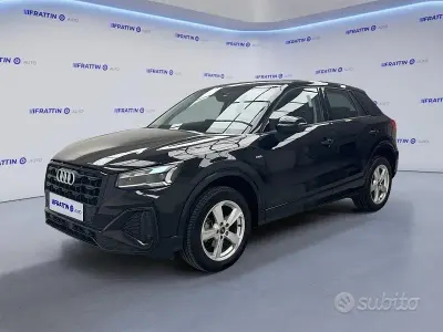 Käytetty Audi Q2 S-Line 190 HP (139 kW) 2023 Musta Katumaasturi