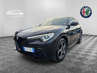 Usata Alfa Romeo Stelvio Sprint 190 CV (139 kW) 2020 Nero SUV