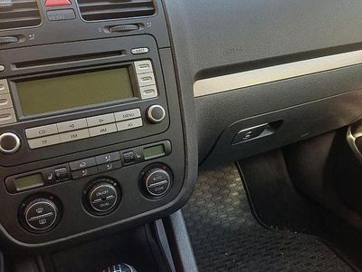 Usata VW Golf V 105 CV (77 kW) 2007 Nero Berlina