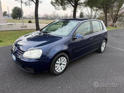 Usata VW Golf IV GT 104 CV (76 kW) 2006 Blu Berlina
