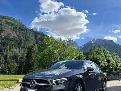 Usata Mercedes A160 109 CV (80 kW) 2020 Grigio Utilitaria