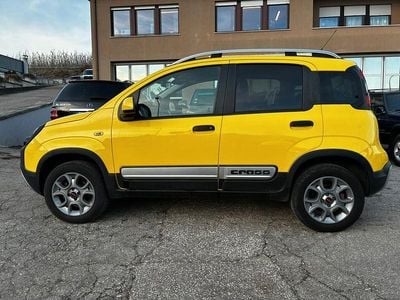 Usata Fiat Panda Cross Cross 80 CV (58 kW) 2015 Giallo Utilitaria