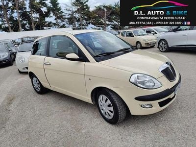Usata Lancia Ypsilon 70 CV (51 kW) 2004 Beige Utilitaria