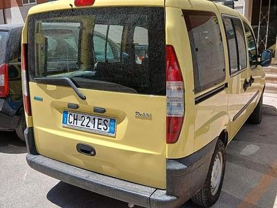 Usata Fiat Doblò 2003 Giallo Monovolume