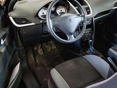 Usata Peugeot 207 73 CV (53 kW) 2014 Berlina