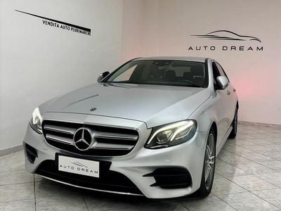 Usata Mercedes E200 AMG 194 CV (142 kW) 2017 Argento Berlina