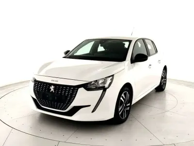 Usata Peugeot 208 Allure 101 CV (74 kW) 2023 Bianco Utilitaria