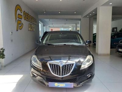 Usata Lancia Delta 165 CV (121 kW) 2009 Nero metallizzato Utilitaria