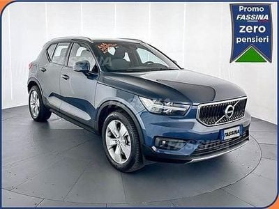 Usata Volvo XC40 Momentum 197 CV (144 kW) 2021 Blu SUV