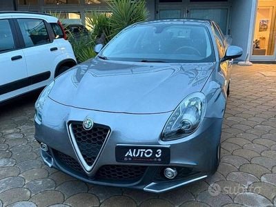 Usata Alfa Romeo Giulietta Business 120 CV (88 kW) 2017 Grigio Berlina