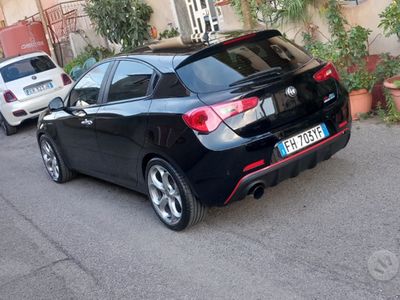 Usata Alfa Romeo Giulietta 105 CV (77 kW) 2017 Utilitaria