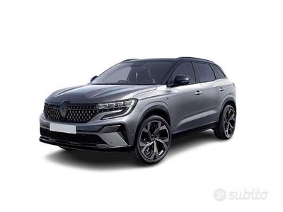 Usata Renault Austral 200 CV (147 kW) 2023 Grigio SUV