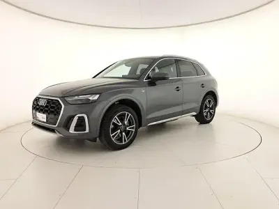 Usata Audi Q5 S-Line 204 CV (150 kW) 2024 Grigio daytona perlato SUV