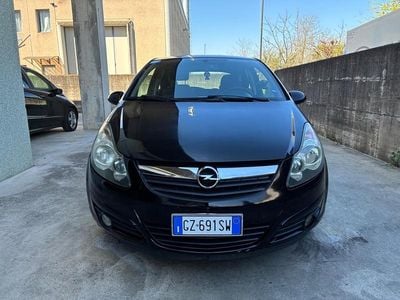Usata Opel Corsa Sport 90 CV (66 kW) 2008 Nero Utilitaria