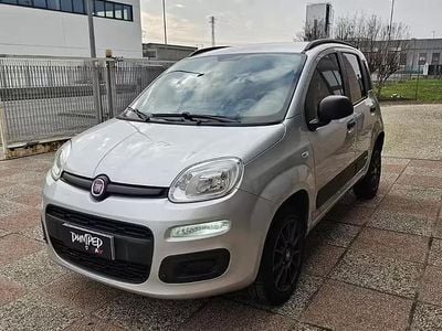 Usata Fiat Panda 70 CV (51 kW) 2015 Grigio Utilitaria