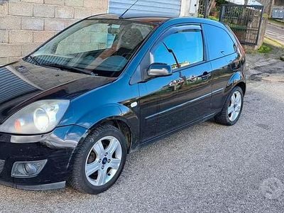 Usata Ford Fiesta 70 CV (51 kW) 2008 Utilitaria