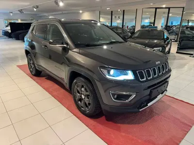 Usata Jeep Compass Limited 140 CV (102 kW) 2019 Grigio SUV