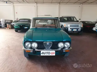 Usata Alfa Romeo Giulia Super 89 CV (65 kW) 1970 Verde Berlina