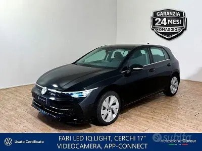 Usata VW Golf VIII Style 150 CV (110 kW) 2025 Grenadill black Utilitaria