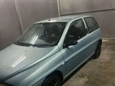 Usata Lancia Ypsilon 60 CV (44 kW) 2002 Utilitaria