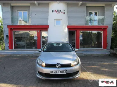 Usata VW Golf VI Highline 105 CV (77 kW) 2011 Grigio chiaro Utilitaria