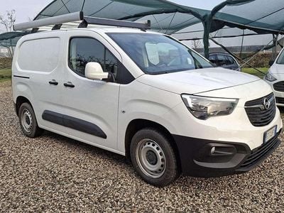 Bianco Usata 2019 Opel Combo Furgone | 8900 € (Ottimo prezzo)