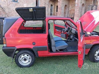 Usata Fiat Panda 4x4 54 CV (39 kW) 1996 Rosso Utilitaria