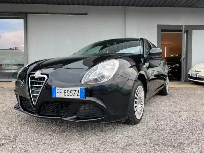 Usata Alfa Romeo Giulietta Progression 105 CV (77 kW) 2011 Nero Utilitaria