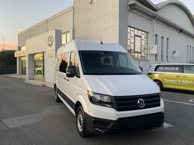 usata VW Crafter Veicoli CommercialiFurgone 35 2.0 TDI 140CV aut. PM-TM-DC Furgone Business Plus nuova a Castegnato