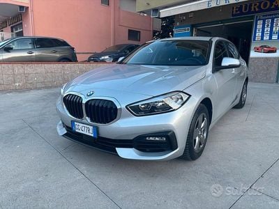Usata BMW 116 Advantage 116 CV (85 kW) 2021 Grigio Utilitaria