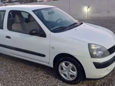 Brugt Renault Clio II 58 HK (42 kW) 2005 Hvid Hatchback