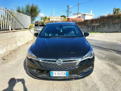 Käytetty Opel Astra Dynamic 110 HP (80 kW) 2018 Sedan