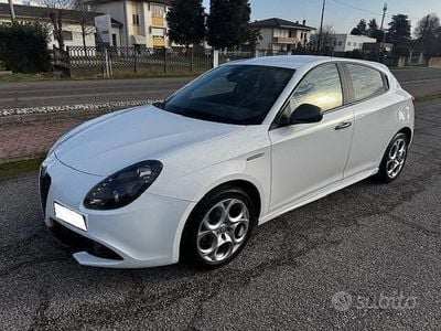 Usata Alfa Romeo Giulietta Super 120 CV (88 kW) 2017 Bianco Berlina
