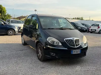 Usata Lancia Musa 77 CV (56 kW) 2012 Nero Monovolume