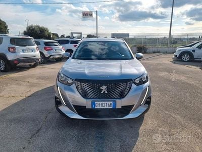 Usata Peugeot 2008 Allure 110 CV (80 kW) 2021 Grigio SUV