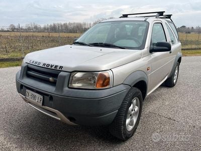 Usata Land Rover Freelander 97 CV (71 kW) 1999 Grigio SUV