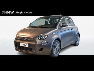 Usata Fiat 500e La Prima 86 kW (118 CV) 2021 Grigio scuro Cabrio