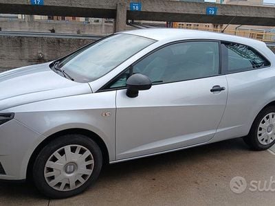 Usata Seat Ibiza 70 CV (51 kW) 2009 Grigio Berlina