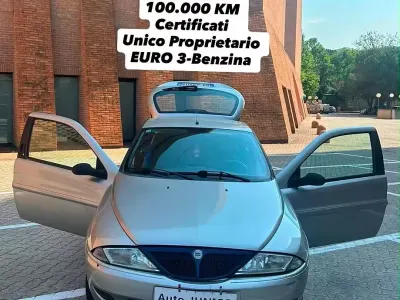 Usata Lancia Ypsilon 60 CV (44 kW) 2002 Grigio Utilitaria
