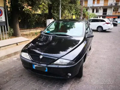 Usata Lancia Ypsilon