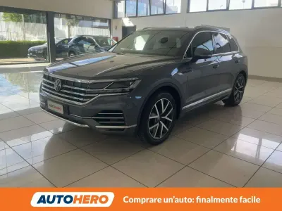 Usata VW Touareg Elegance 381 CV (280 kW) 2021 Grigio SUV