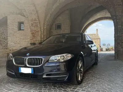 Usata BMW 520 M Sport 190 CV (139 kW) 2016 Bluazzurro Berlina