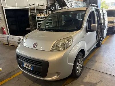 Usata Fiat Qubo Trekking 77 CV (56 kW) 2015 Grigio Monovolume