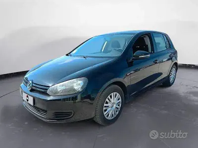 Usata VW Golf VII Comfortline 105 CV (77 kW) 2012 Nero Berlina