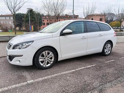 Usata Peugeot 308 Business-Line 120 CV (88 kW) 2017 Bianco Station wagon