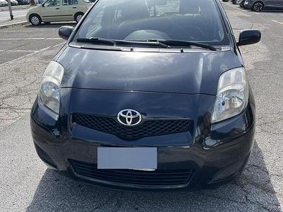 Usata Toyota Yaris 2010 Nero Utilitaria