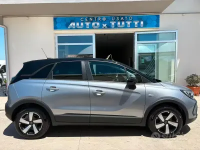 Usata Opel Crossland 120 CV (88 kW) 2021 Grigio SUV