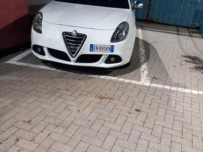 Gebraucht Alfa Romeo Giulietta 120 PS (88 kW) 2012 Weiß Kleinwagen